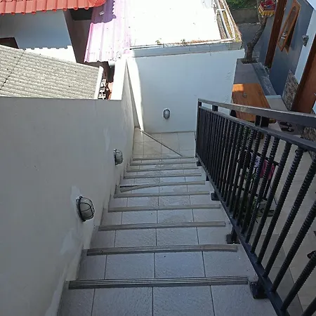 Casavina Guest House Batu Bolong